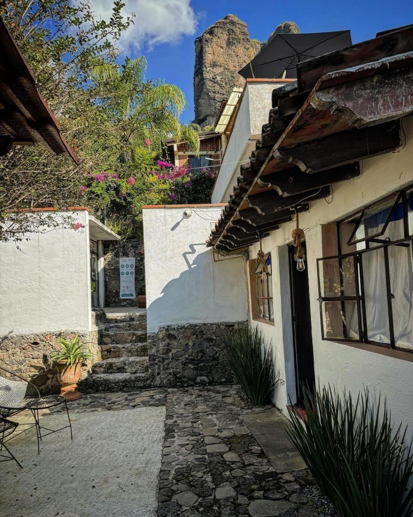 Hospedaje Casa Teotleco Tepoztlán Exterior foto